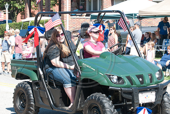 288-2014FreedomFestParade