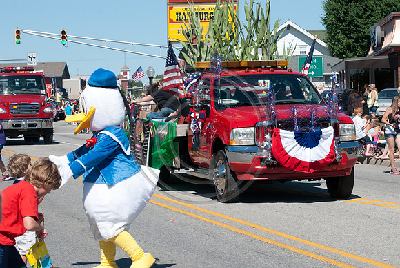 242-2014FreedomFestParade