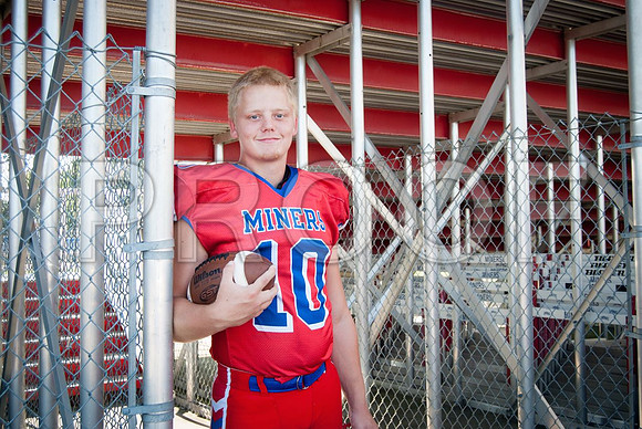 121-2015LHSFootball