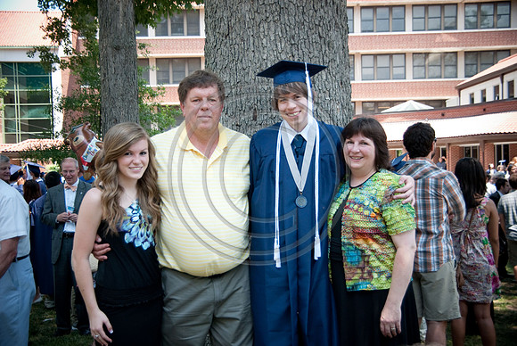 AustinGrad2011-18