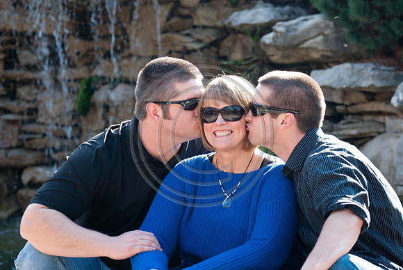 42-AustinFamily2012
