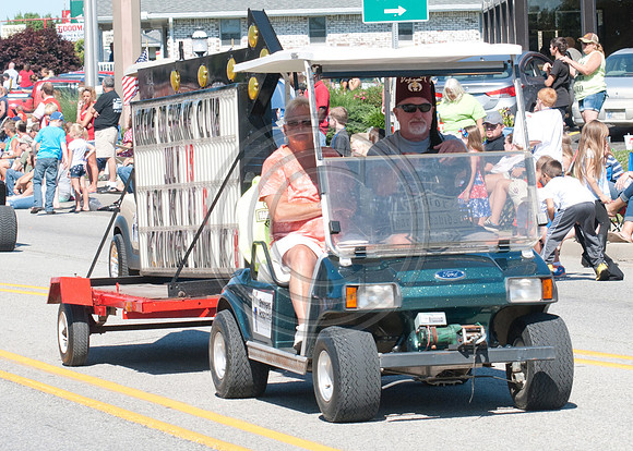 272-2014FreedomFestParade