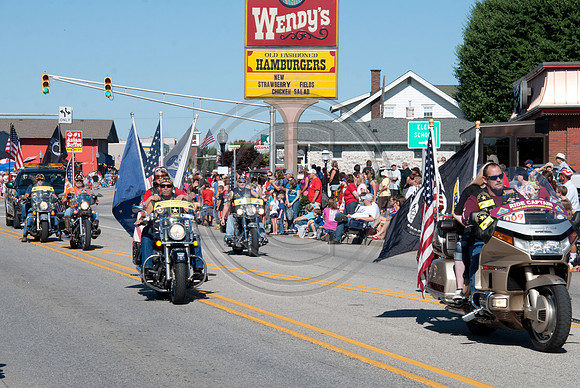128-2014FreedomFestParade