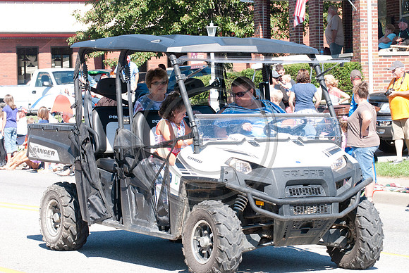 252-2014FreedomFestParade