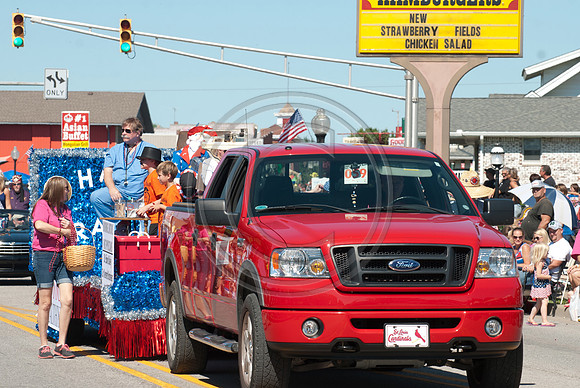 259-2014FreedomFestParade