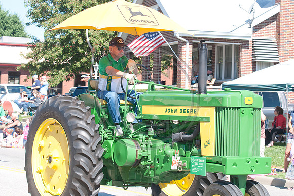 233-2014FreedomFestParade