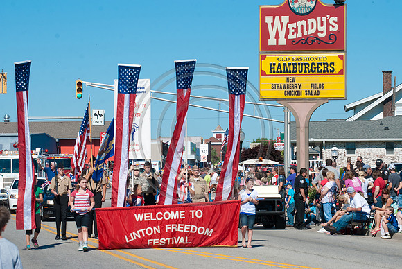 145-2014FreedomFestParade