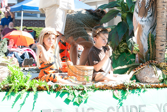 293-2014FreedomFestParade
